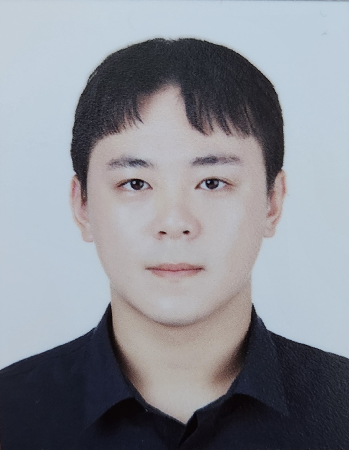 Profile of Yungi Kim